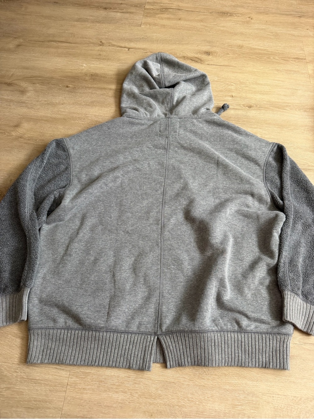 Aerie Tres Chic Chenille Hoodie Soft Comfy Gray Oversized SZ M NWT - Picture 8 of 9